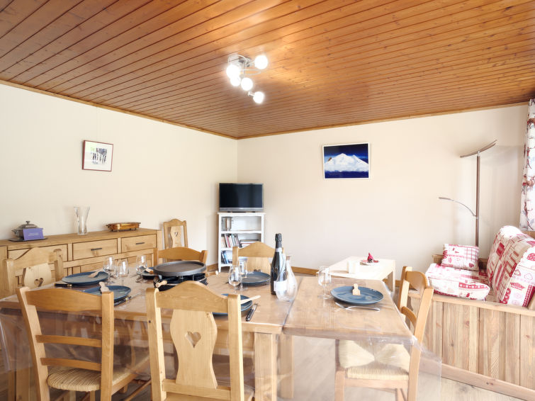 Search and Stay destination Saint-Gervais-les-Bains, Auvergne-Rhône-Alpes - France from AU$ 194. Le Nerey