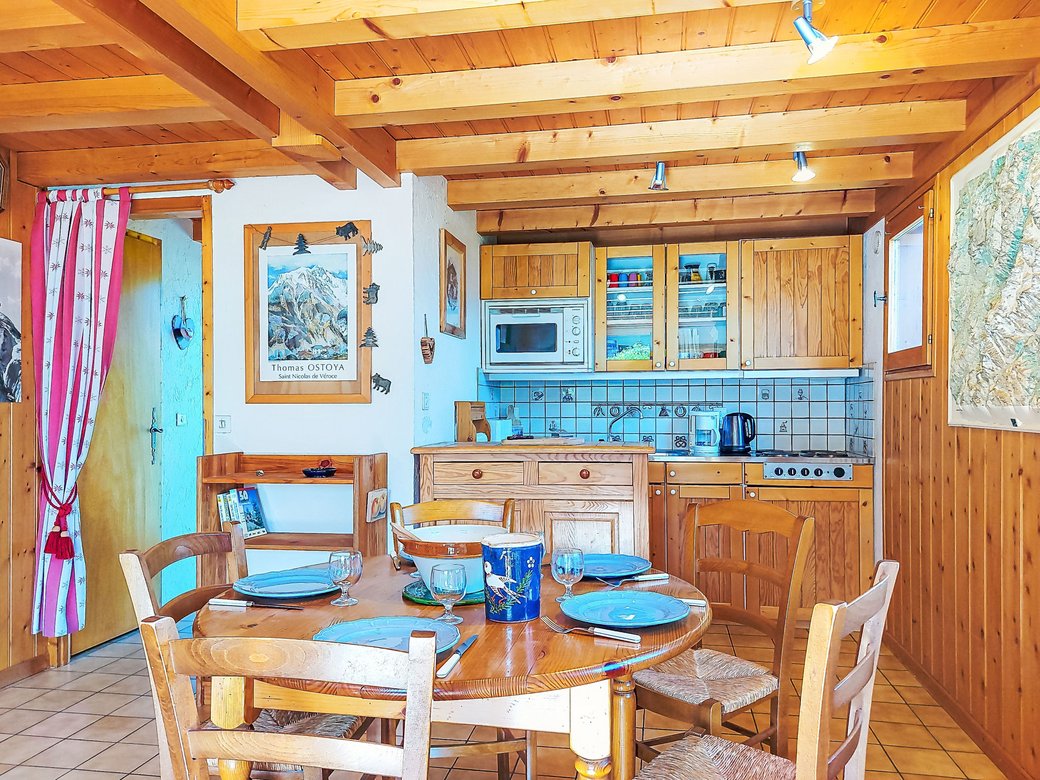 Les Chalets de La Combe-Inside