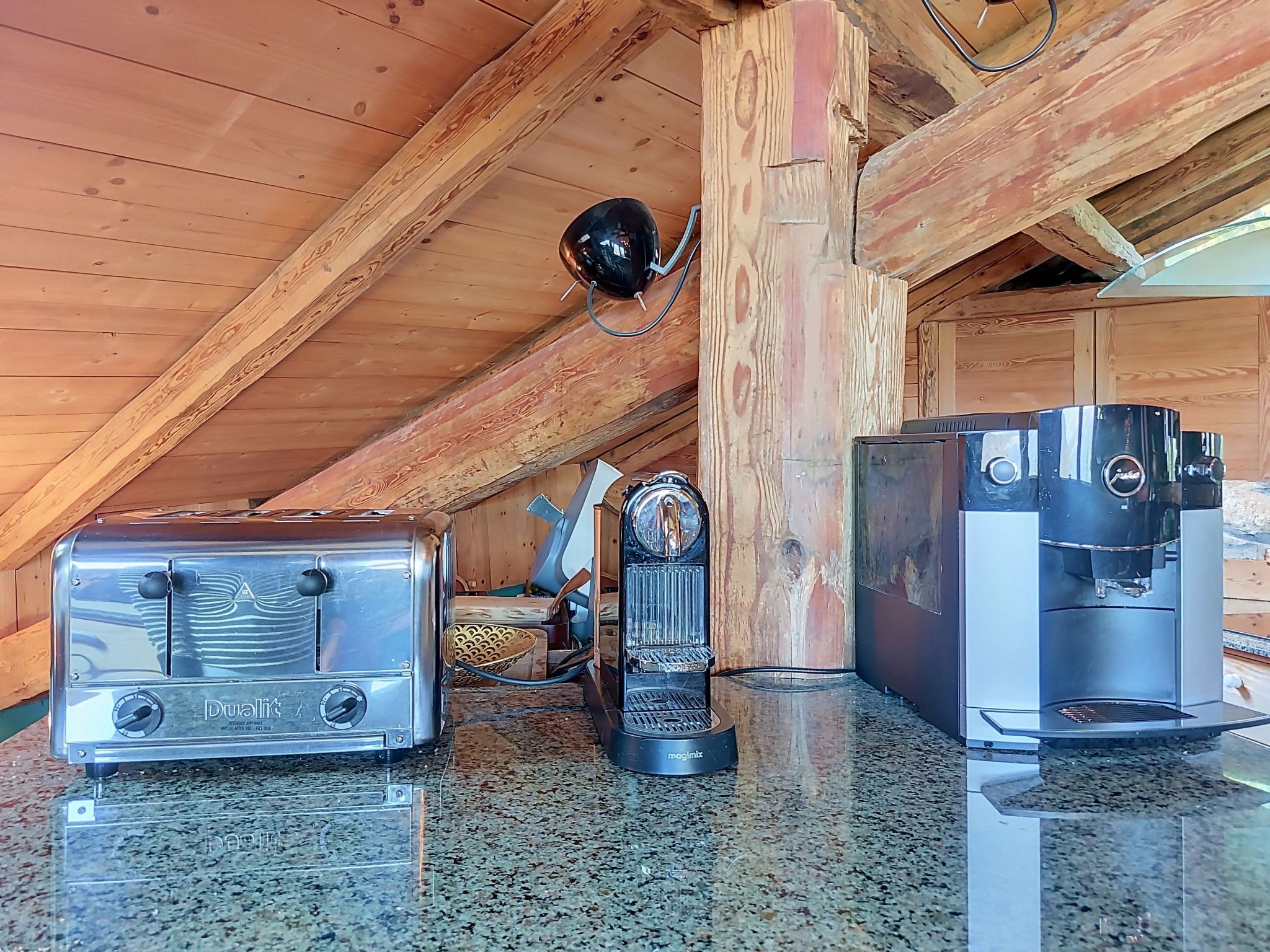Le Hameau - Drinnen