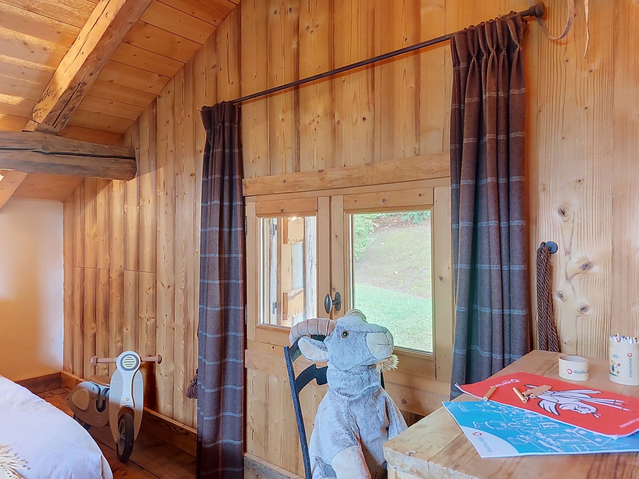 Le Hameau - Drinnen