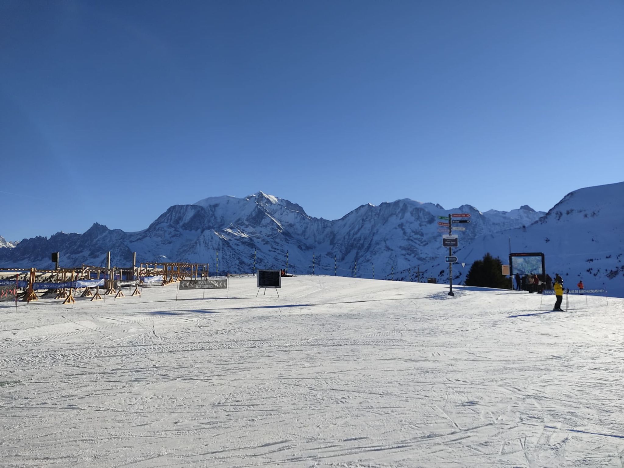 Photo of Les Grandes Aiguilles