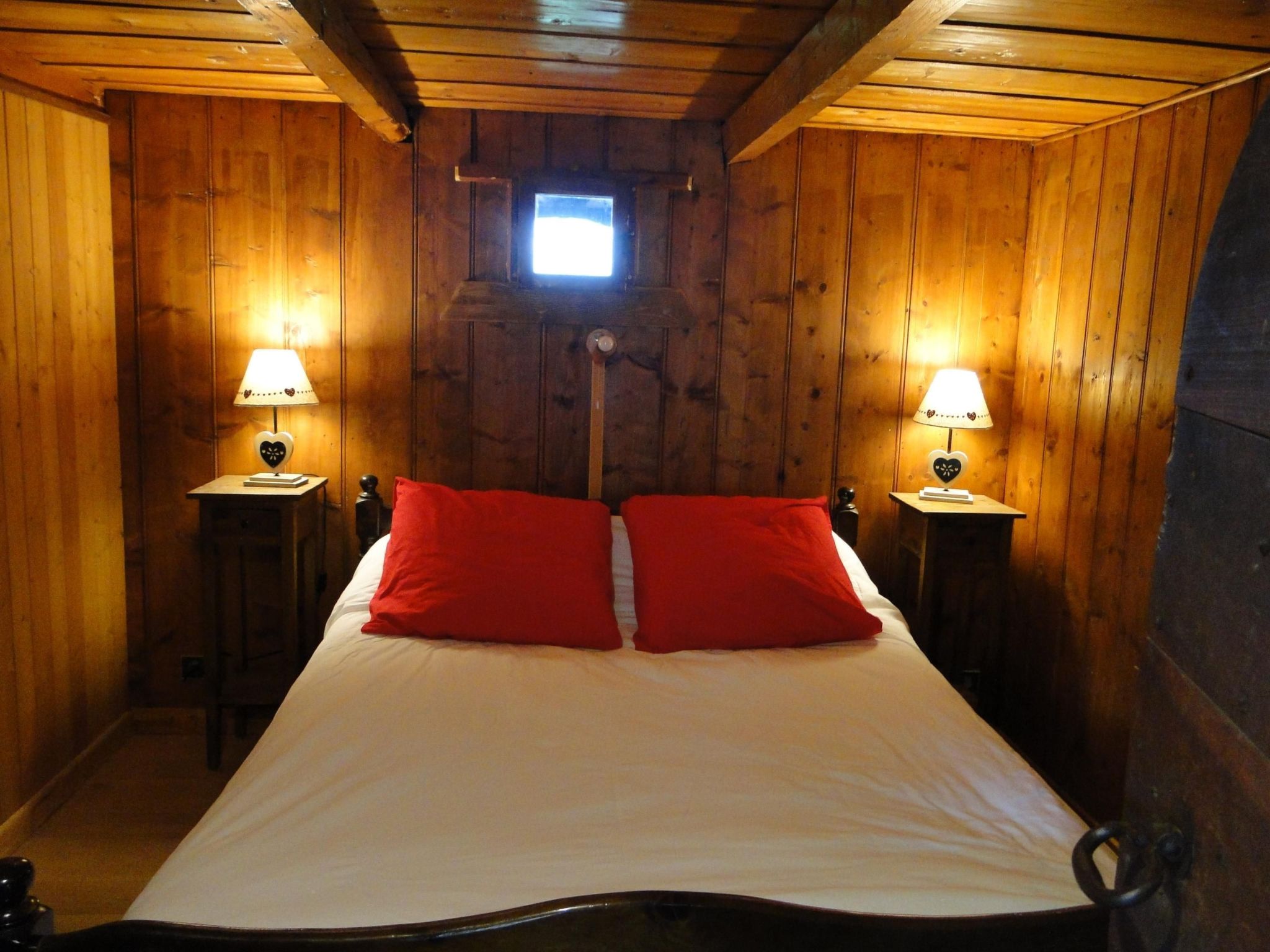 Photo of für 8 Personen und 4 Kinder