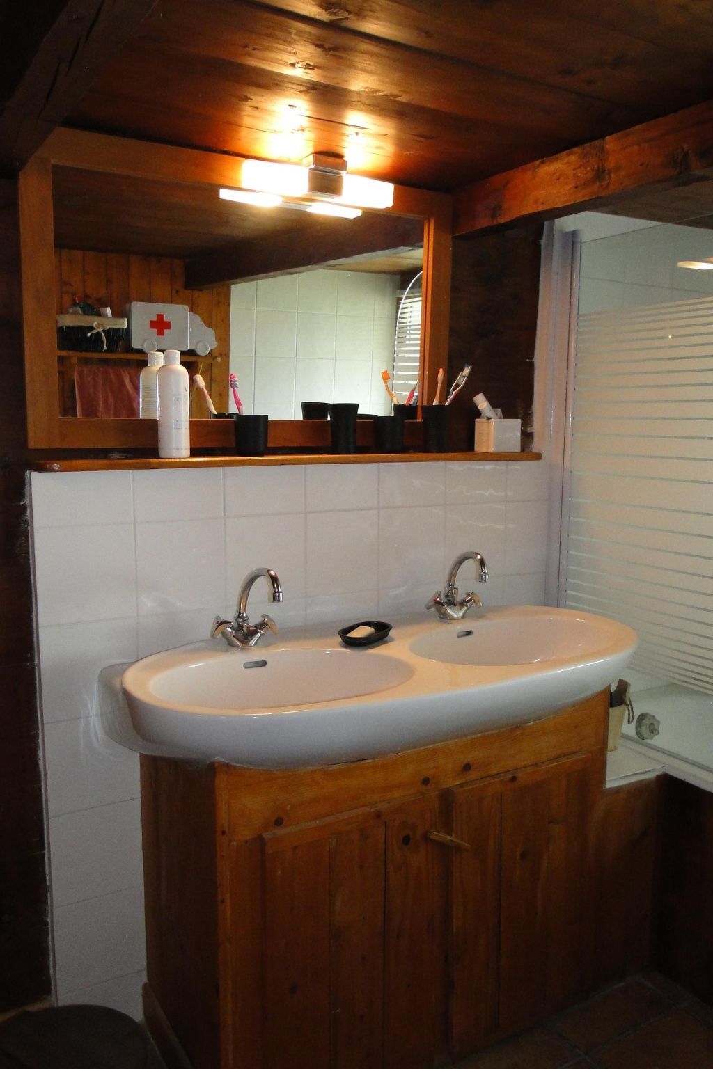 Photo of für 8 Personen und 4 Kinder