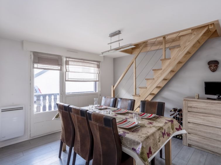 Search and Stay destination Saint-Gervais-les-Bains, Auvergne-Rhône-Alpes - France from AU$ 240. L'Orée du Parc