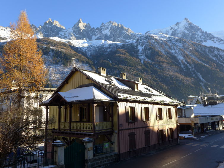 Le Chalet Suisse - Slide 9