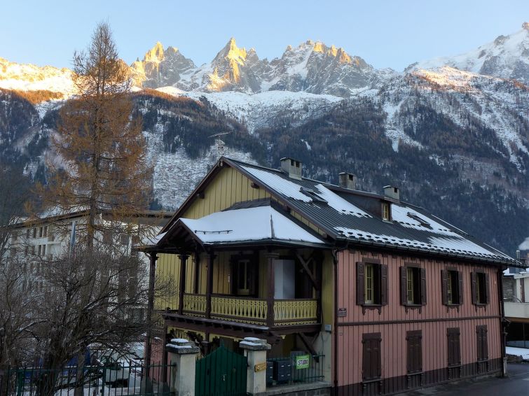 Photo of Le Chalet Suisse