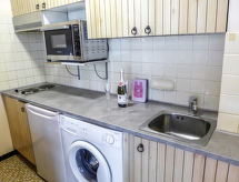 3-persoons appartement met bergzicht in centrum Chamonix - thumbnail 5