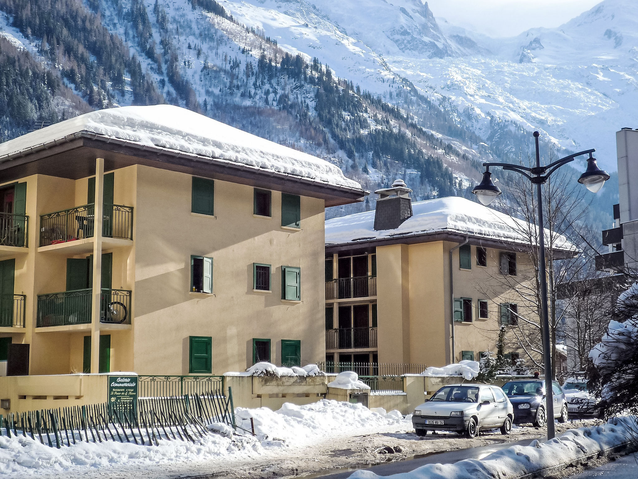 Photo of Blanc Neige