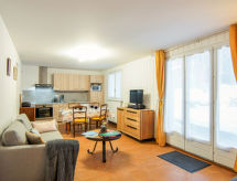 Maison Maffioli: charmant bergappartement met tuin in Chamonix - thumbnail 1
