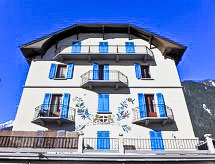 Compact studio-appartement op 150 meter van de piste en het centrum van Chamonix - thumbnail 1