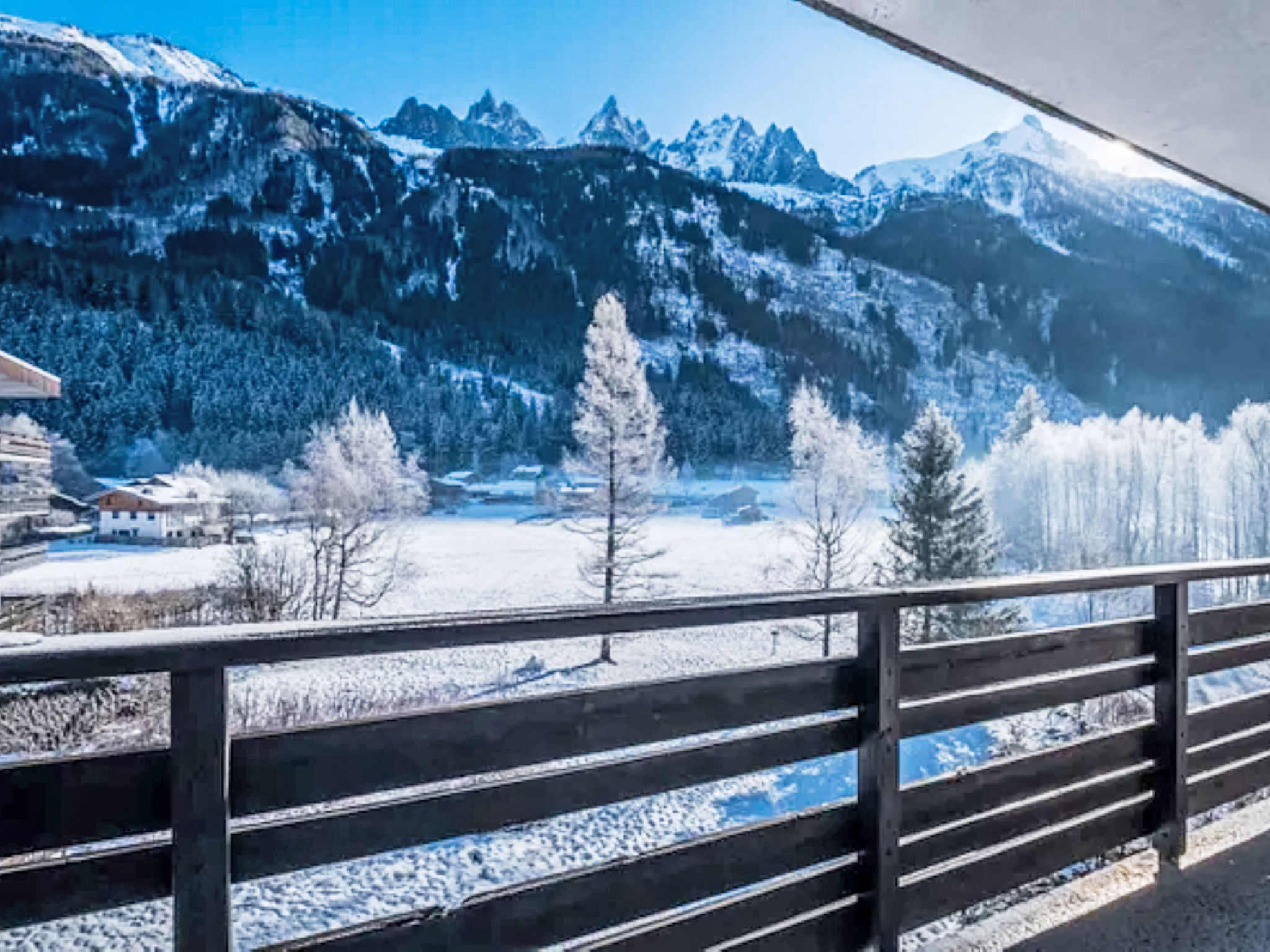 Le Bois du Bouchet-Outside