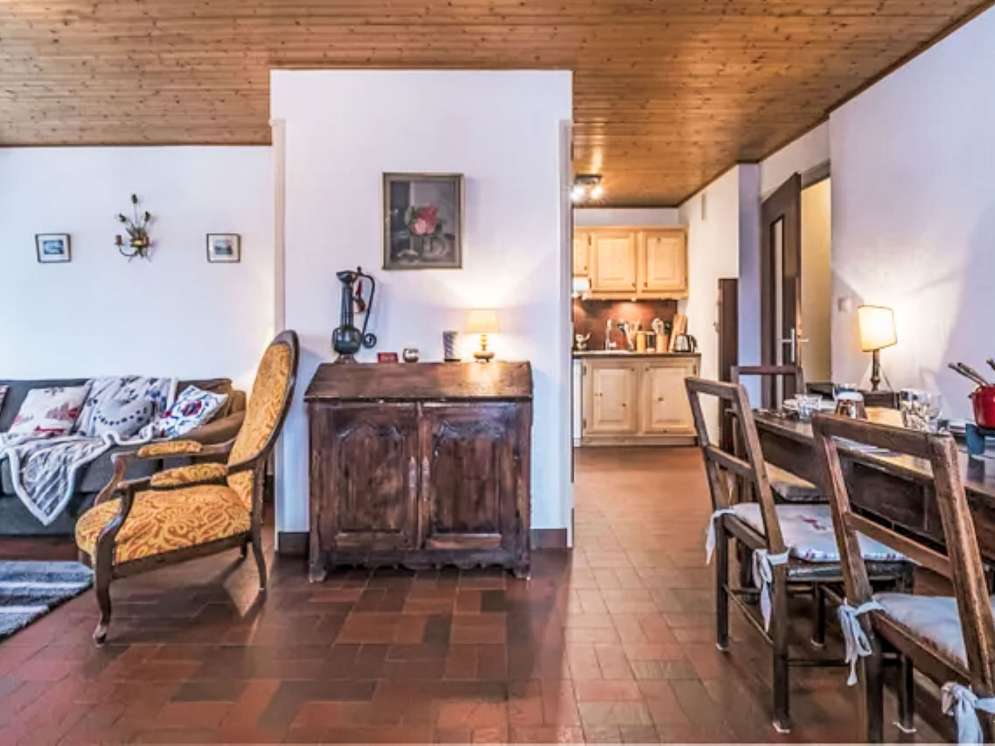 Le Bois du Bouchet-Inside