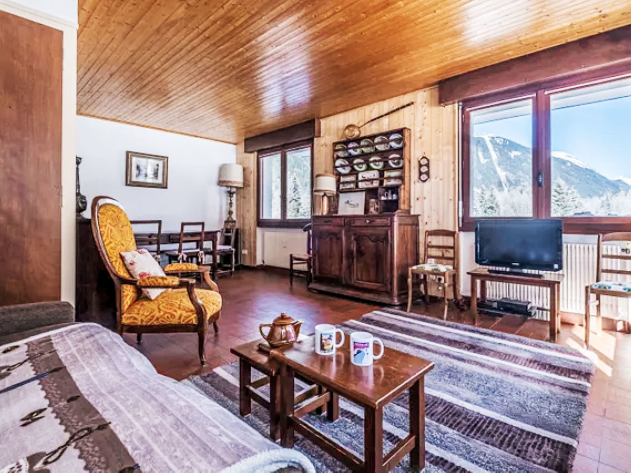 Le Bois du Bouchet-Inside