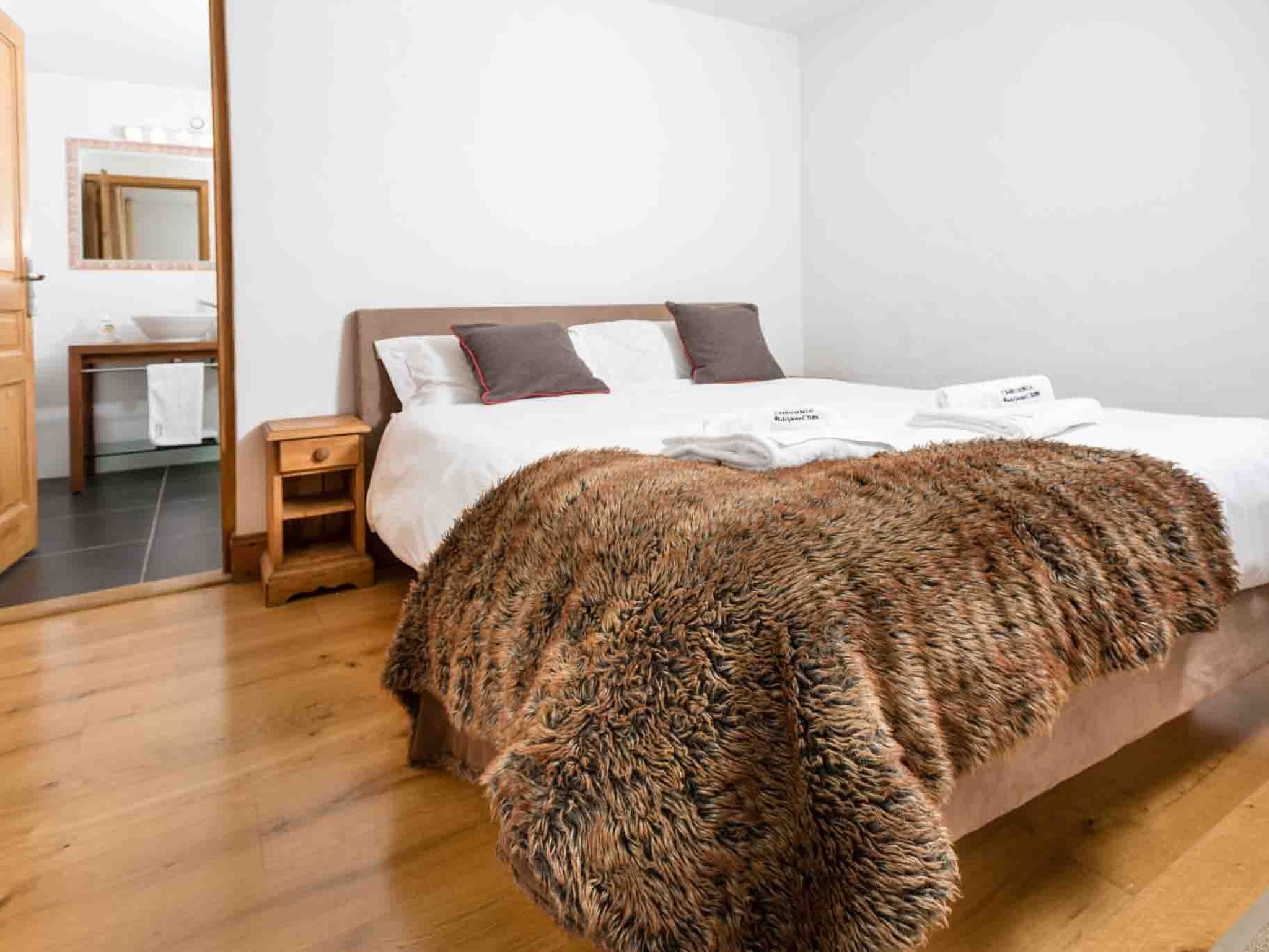 Komfortable Wohnung in Chamonix mit Südterrasse-Image-tags.info