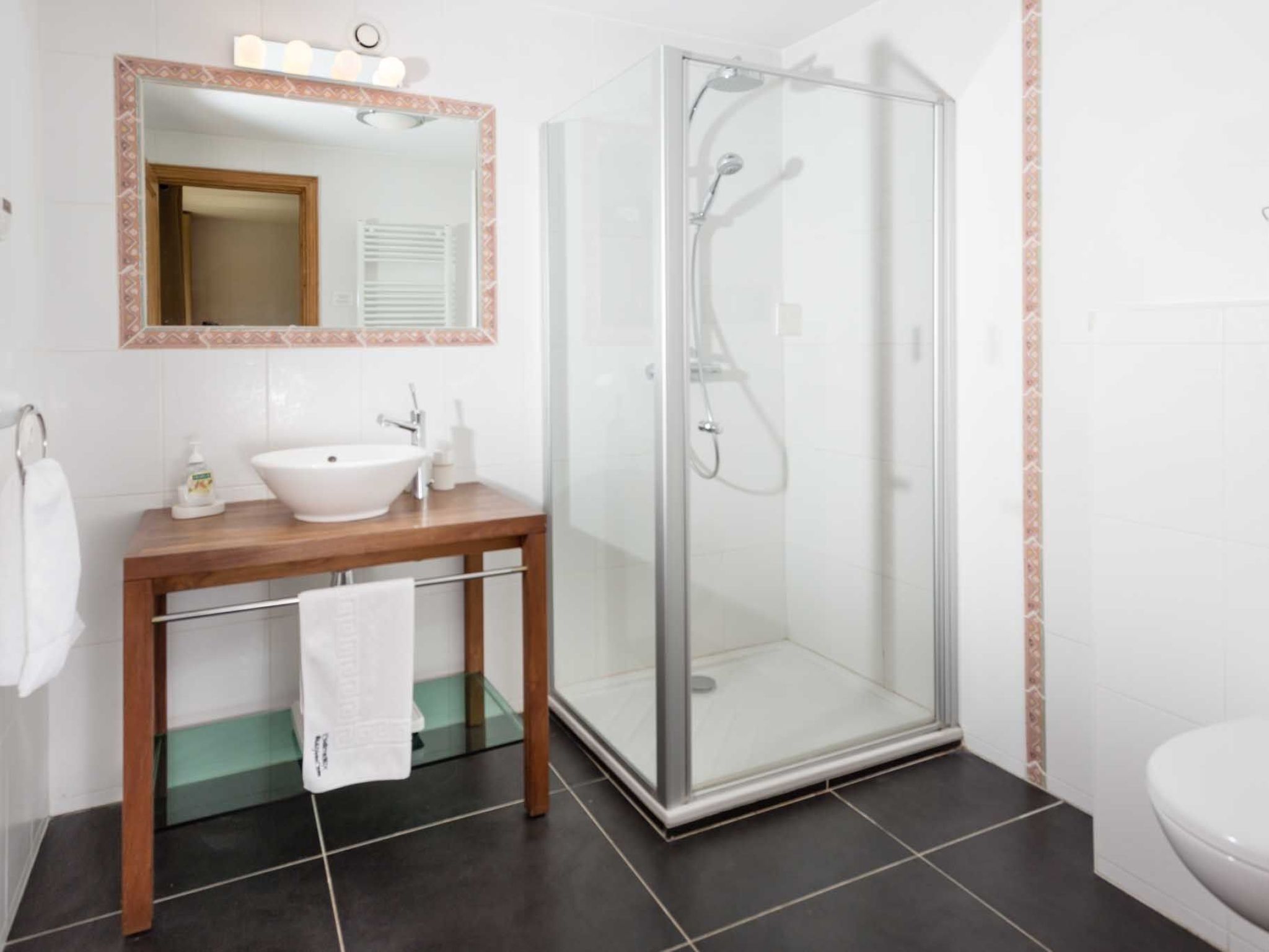 Komfortable Wohnung in Chamonix mit Südterrasse-Image-tags.info