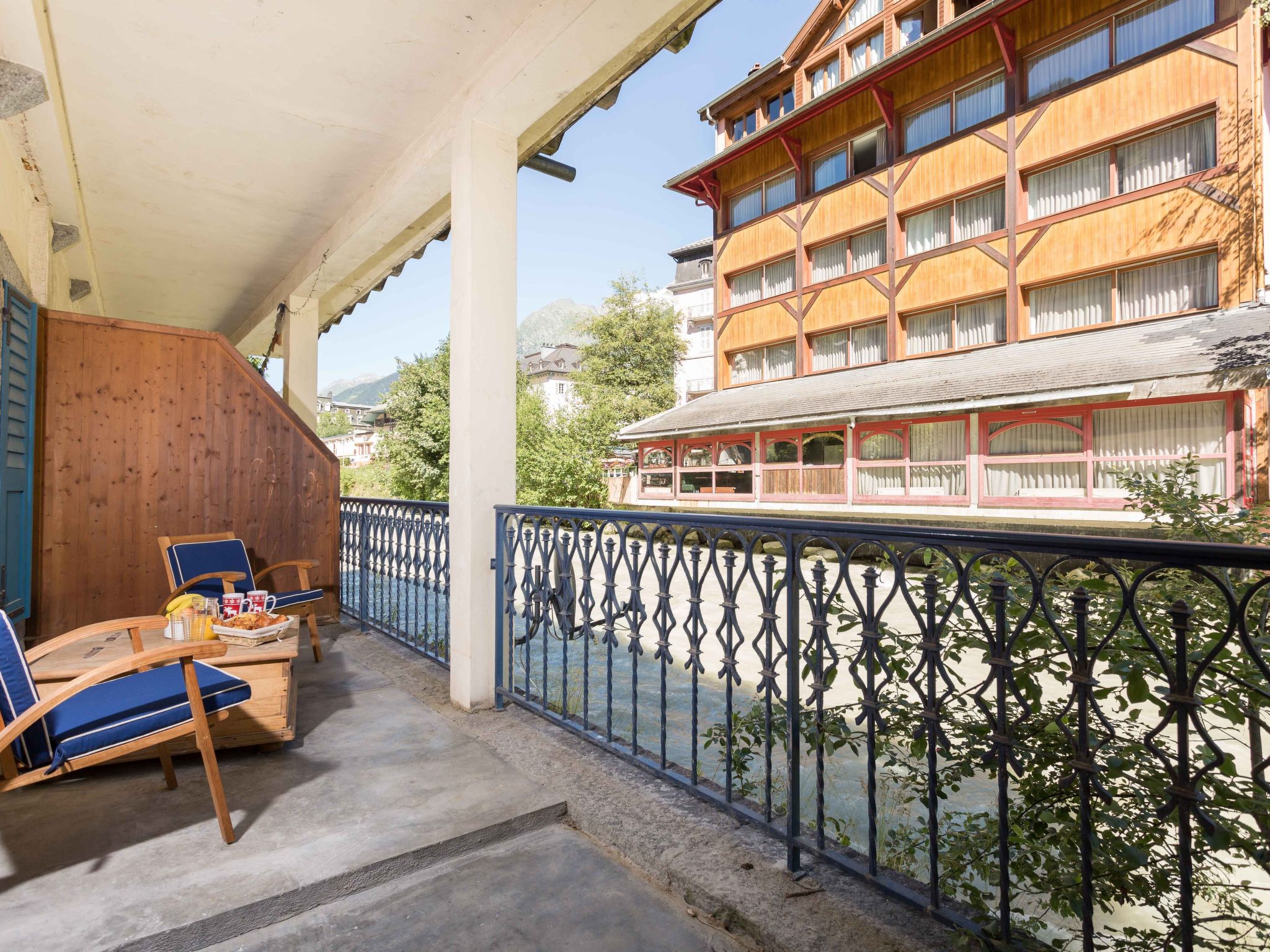 Lou Lou Apartment-Image-tags.info