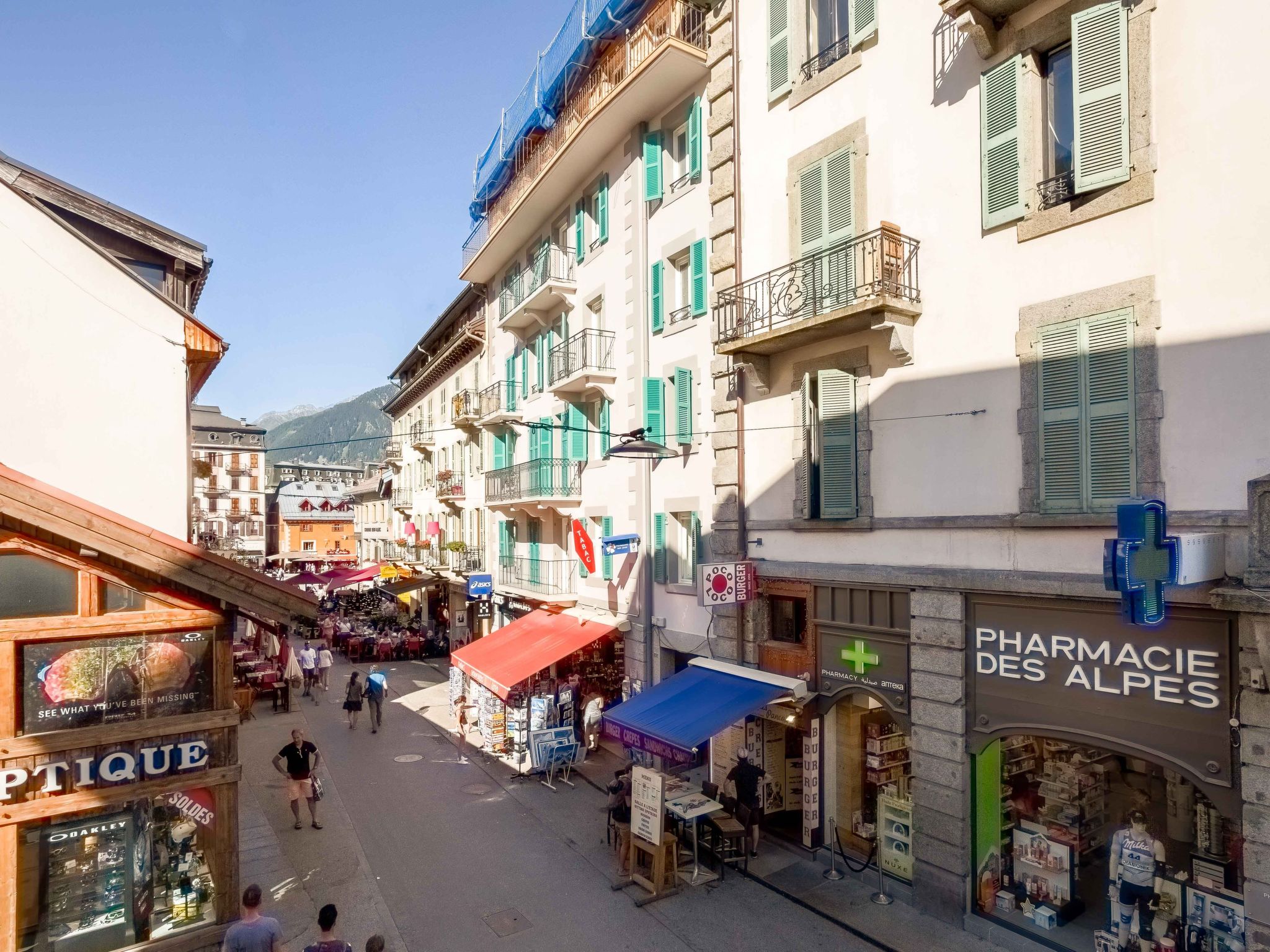 Lou Lou Apartment-Image-tags.info