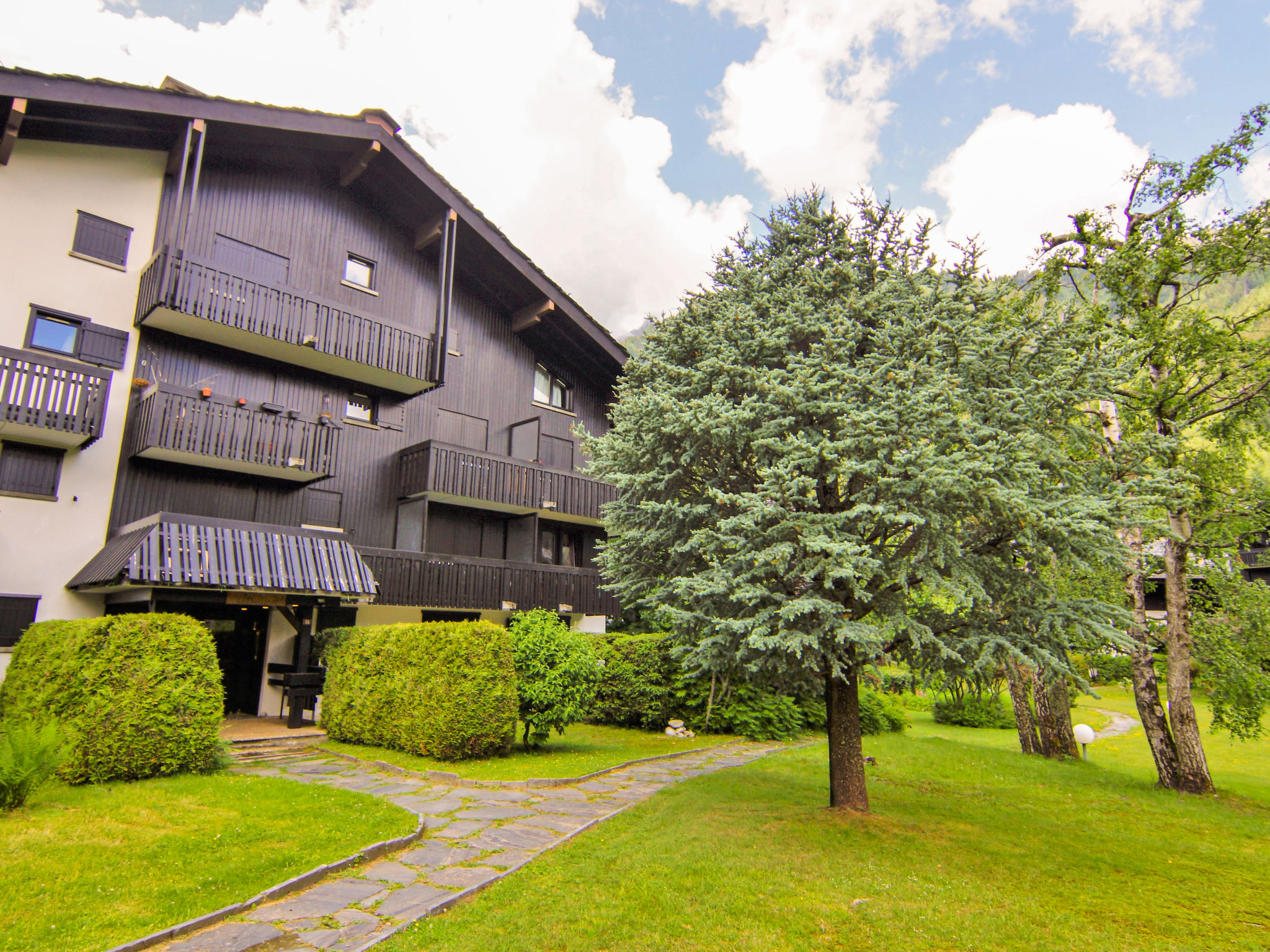 Photo of Champraz