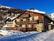 Apartment Chalet Le Tour