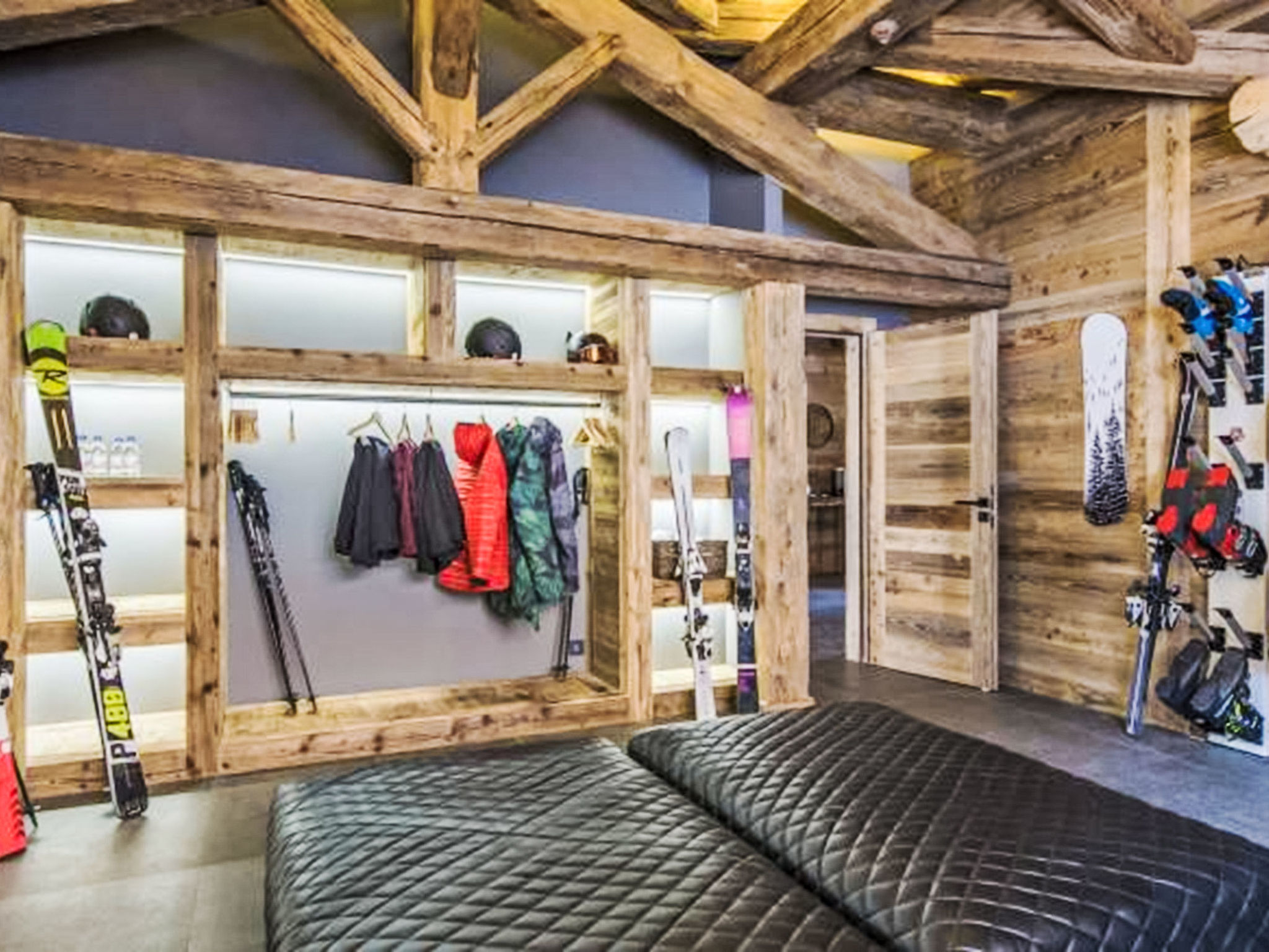Ski-in/Ski-out Chalet Diamond - Binnen