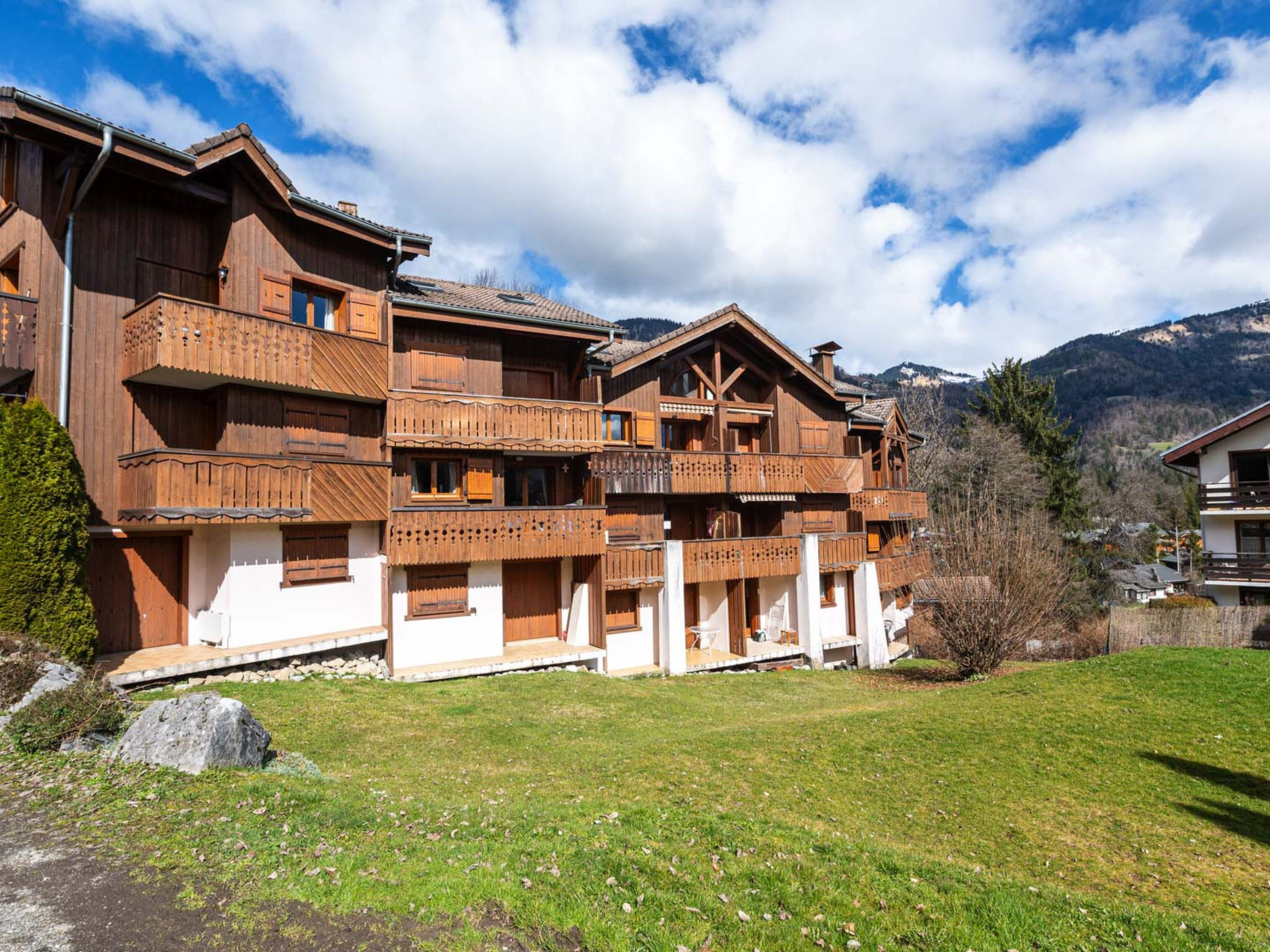 Photo of LE CHAMOIS