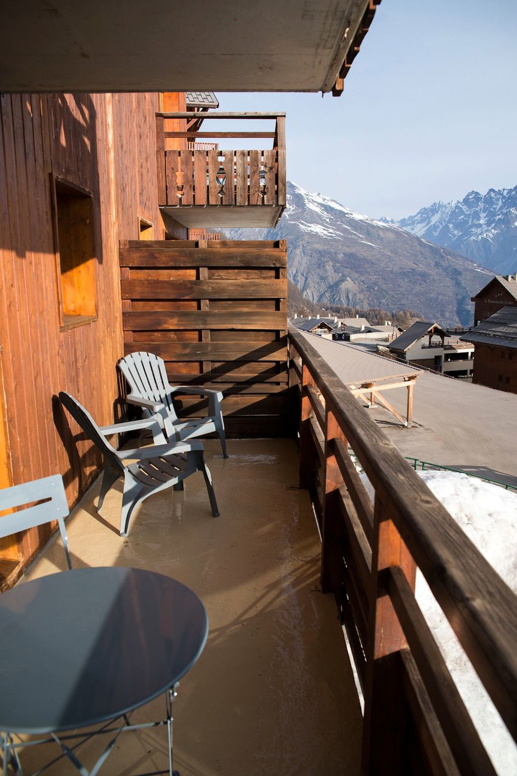 Wohnung direkt an der Piste, Schwimmbad, Sauna — Terrace (2 of 15)