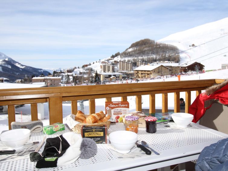 Search and Stay destination Orcières, Provence-Alpes-Côte d'Azur - France from AU$ 88. Rochebrune