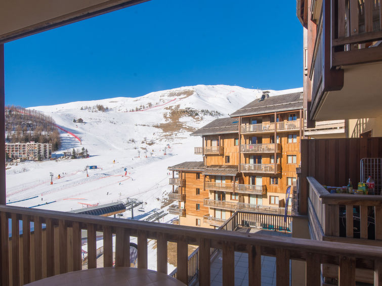 4-persoons appartement aan de piste in Orcières-Merlette in ORCIERES  MERLETTE