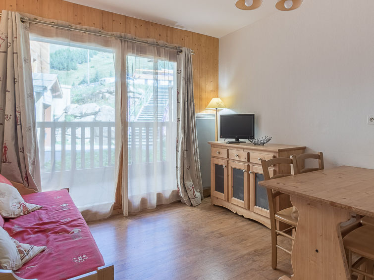 Aan de piste: Sfeervol appartement met zwembad in Orcières-Merlette in ORCIERES  MERLETTE
