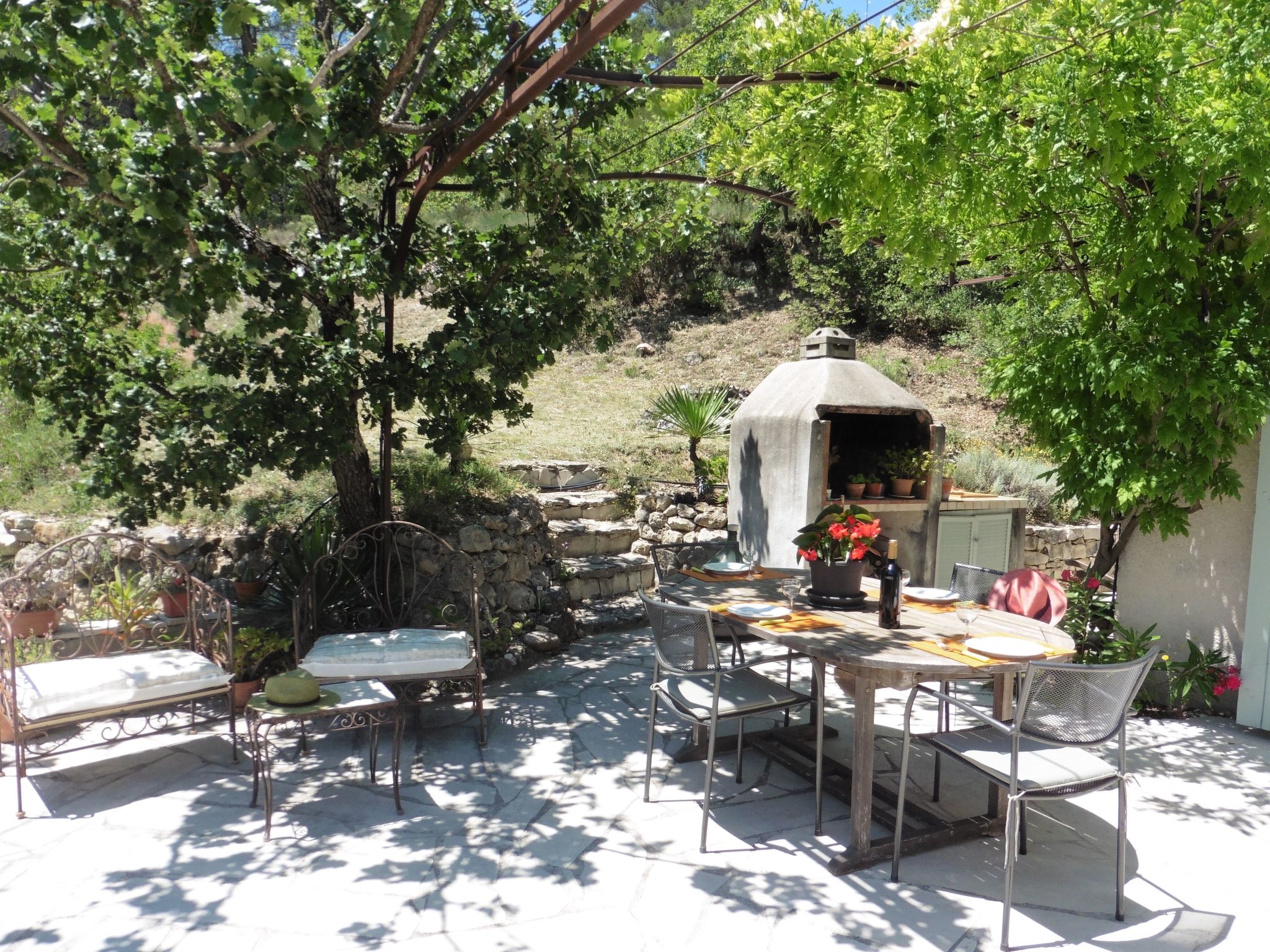 Charmantes Landhaus mit Garten-Inside