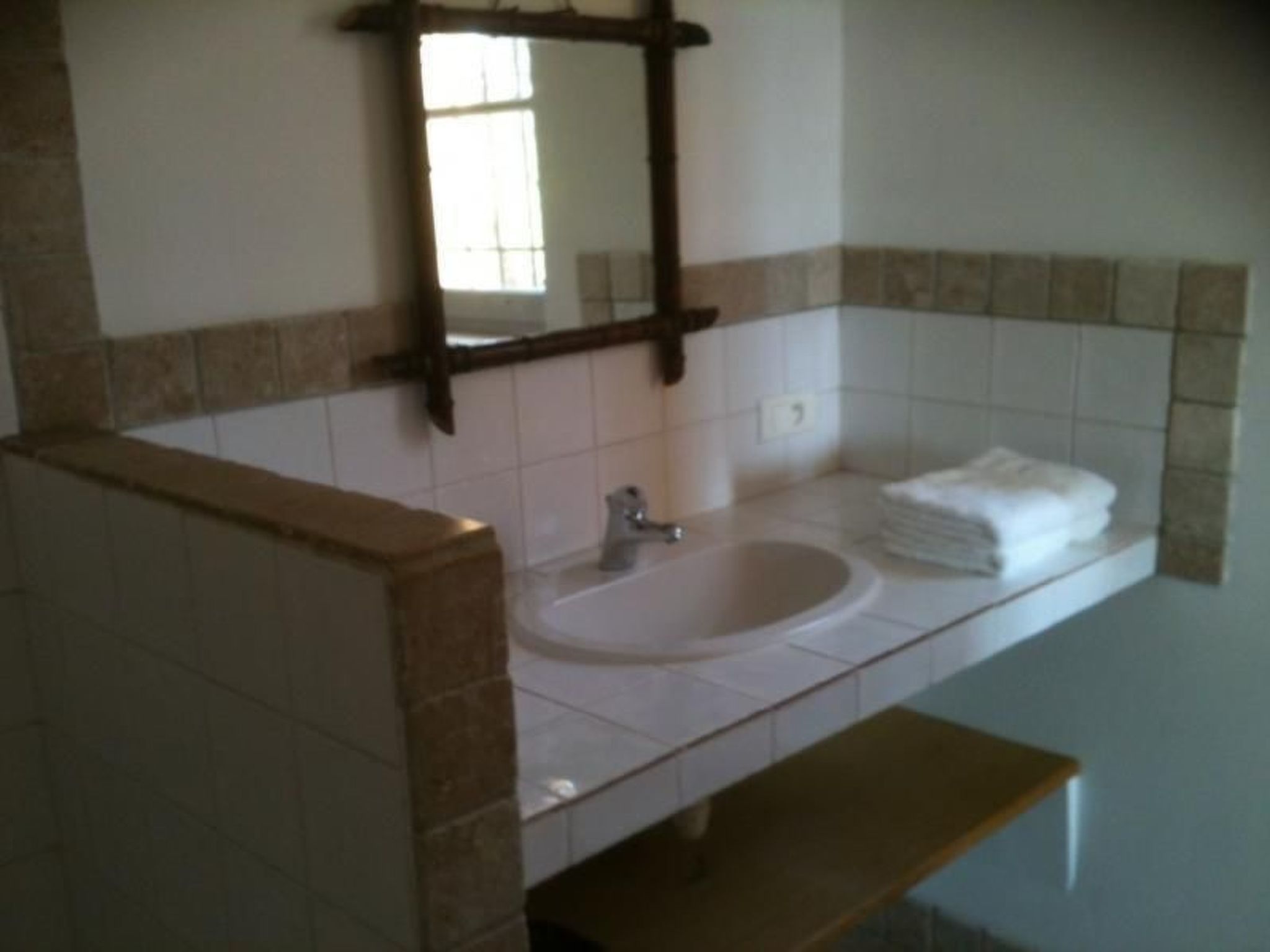 Mas de la damisello-Binnen