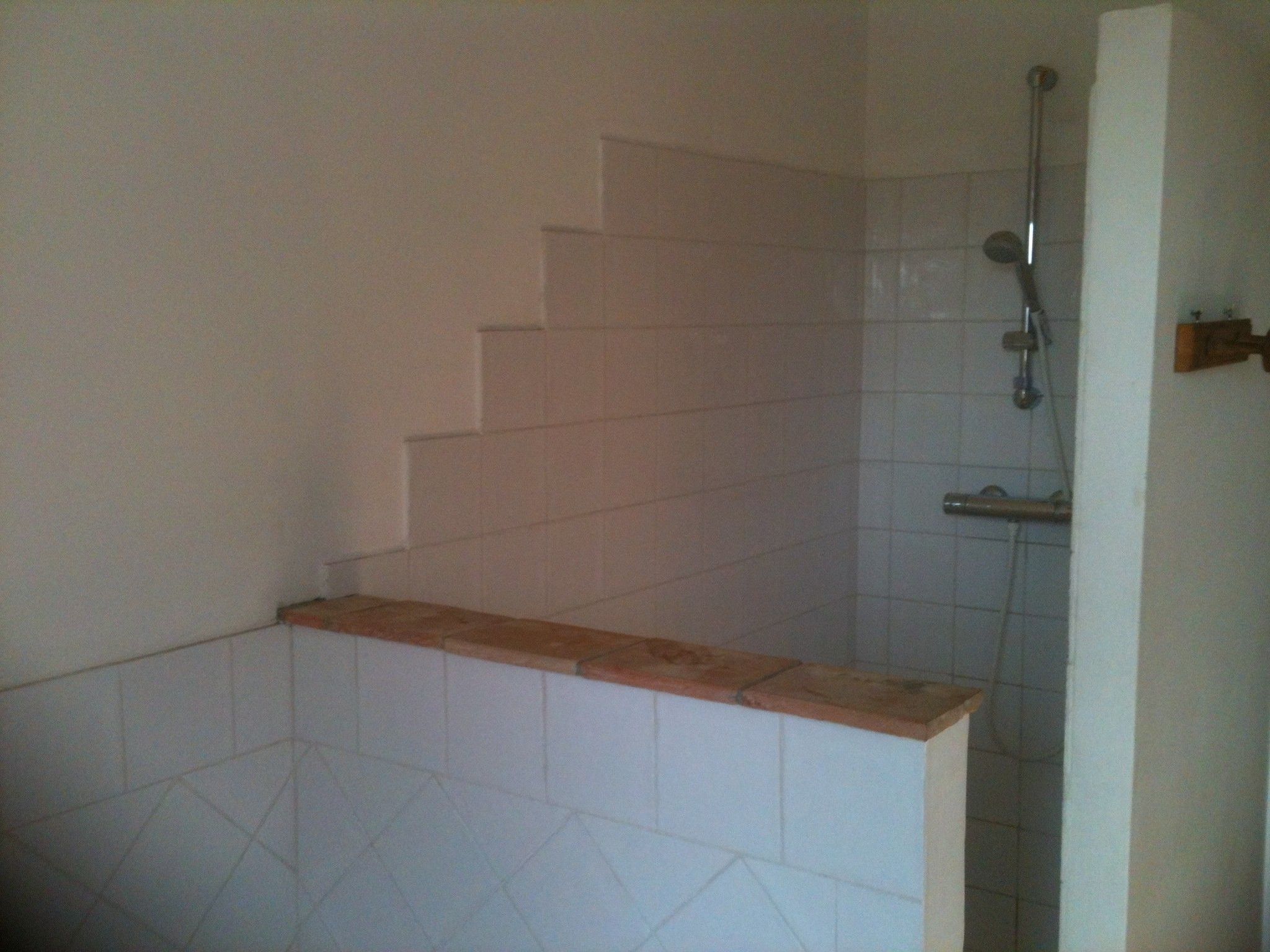 Mas de la damisello-Binnen