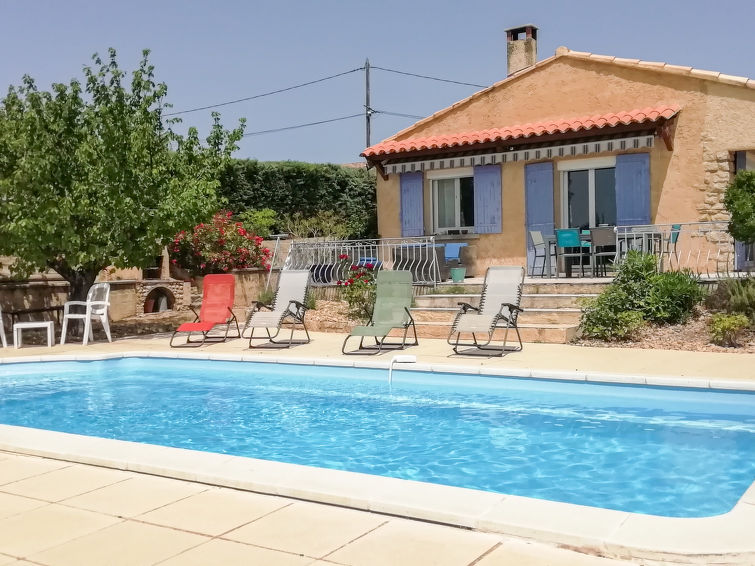Search and Stay Destinations. Holidays Rentals in Rasteau, Vaucluse - Provence-Alpes-Côte d'Azur - France