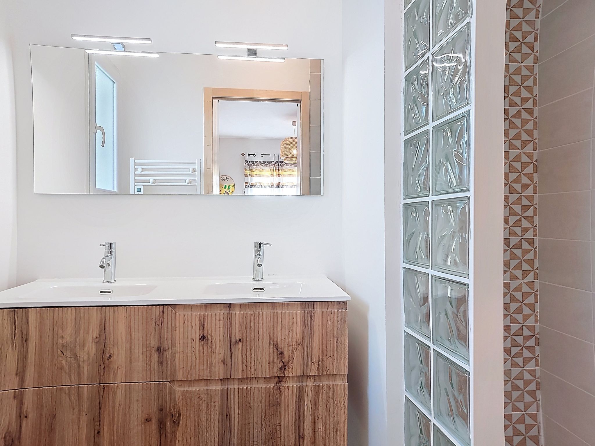 Photo of AQUI SIAN BEN