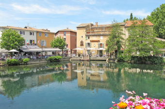Maison De Vacances Clos Saint Joseph L Isle Sur La Sorgue Fr8002 114 2 Interhome