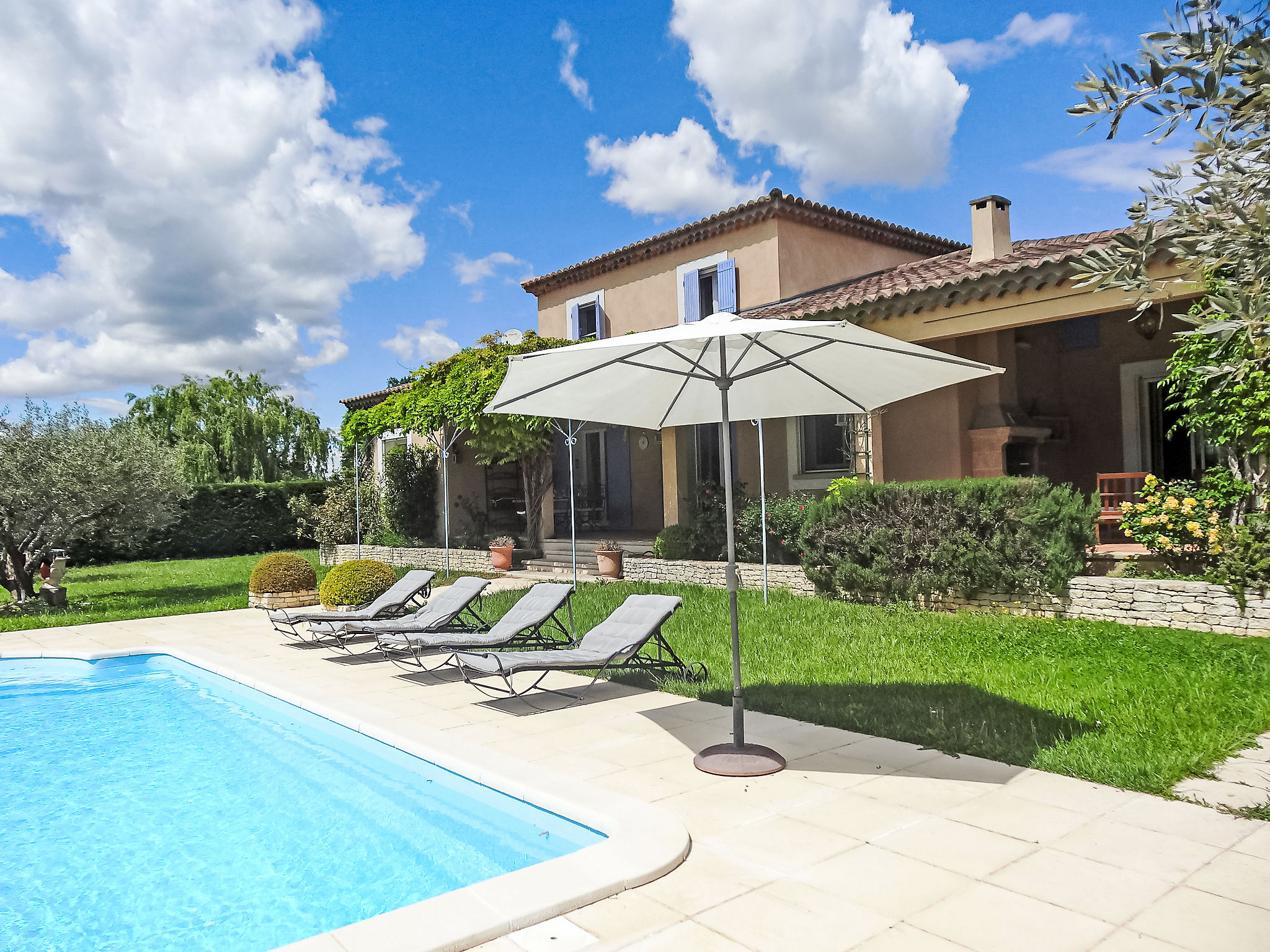 Le Bouloulou Villa in Isle sur la Sorgue