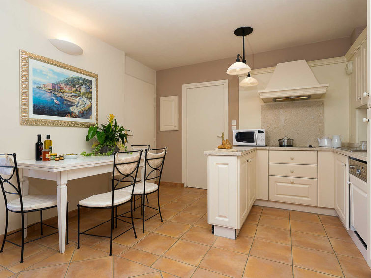 Search and Stay destination Saumane-de-Vaucluse, Provence-Alpes-Côte d'Azur - France from AU$ 121. Provence Country Club (LSS202)