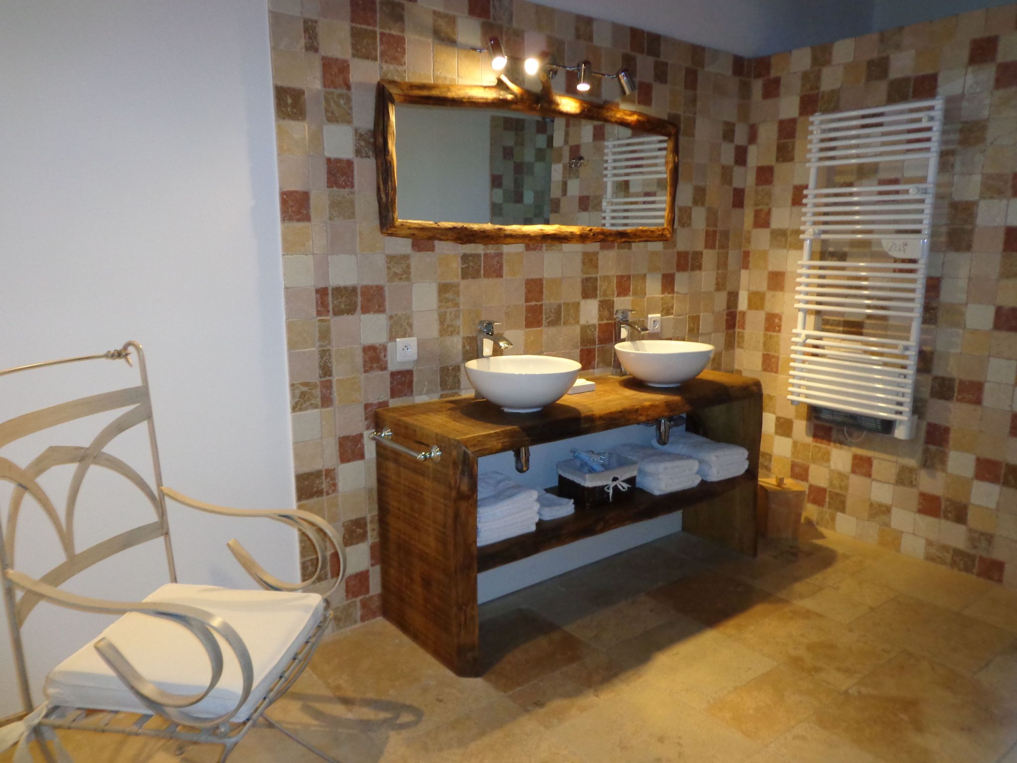 Klimatisierte Wohnung mit 2 Schlafzimmern und Pool-Dedans