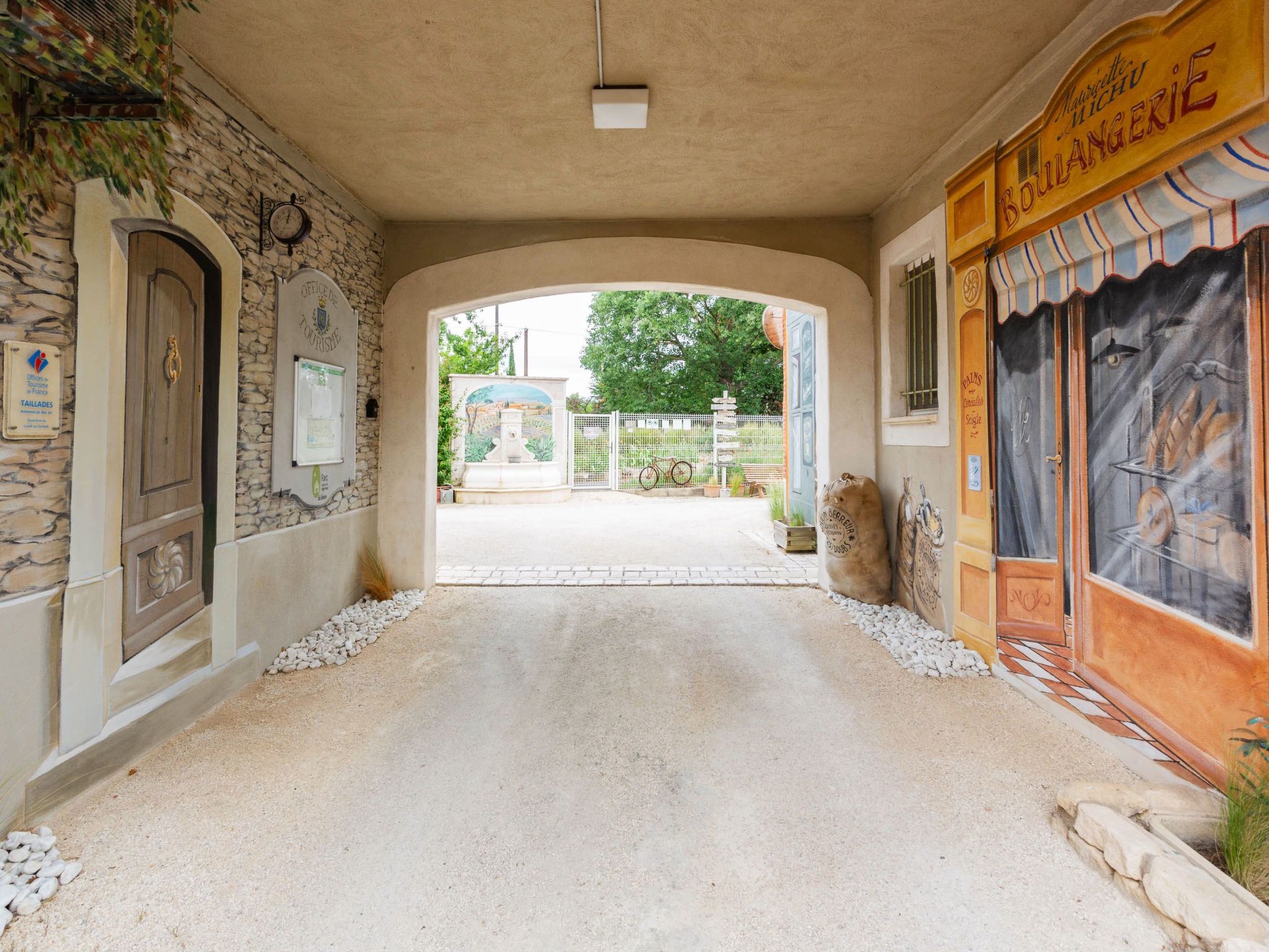 Die Gîtes de Bel-Air im Luberon in der Provence-Drinnen