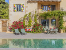 Holiday home Le Mas de Marius