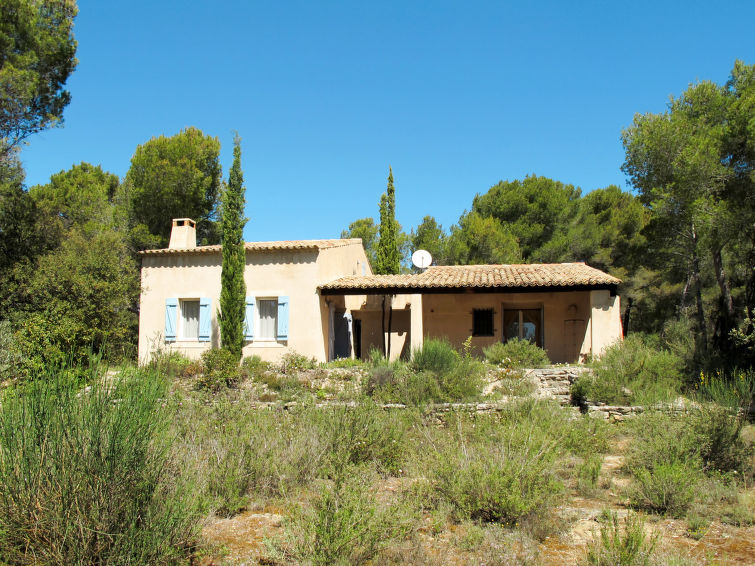 Search and Stay Destinations. Vacation Rentals in Puyvert, Vaucluse - Provence-Alpes-Côte d'Azur - France