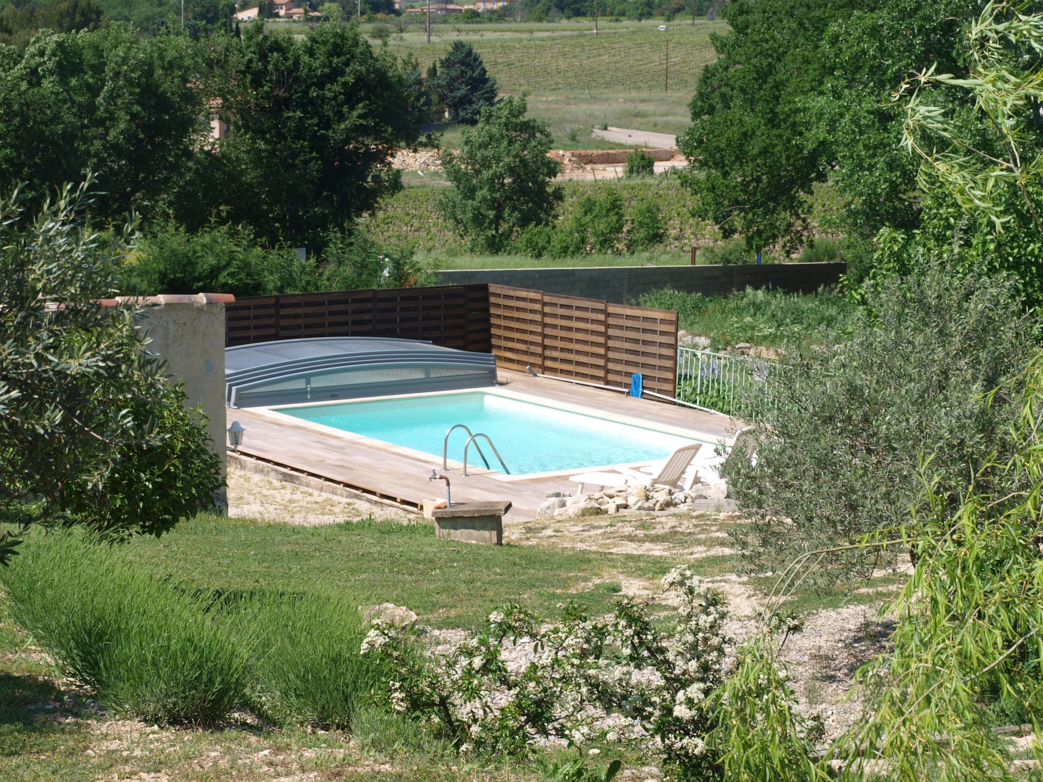 Provenzalisches Ferienhaus mit Charme auf dem Land mit Pool-Binnen