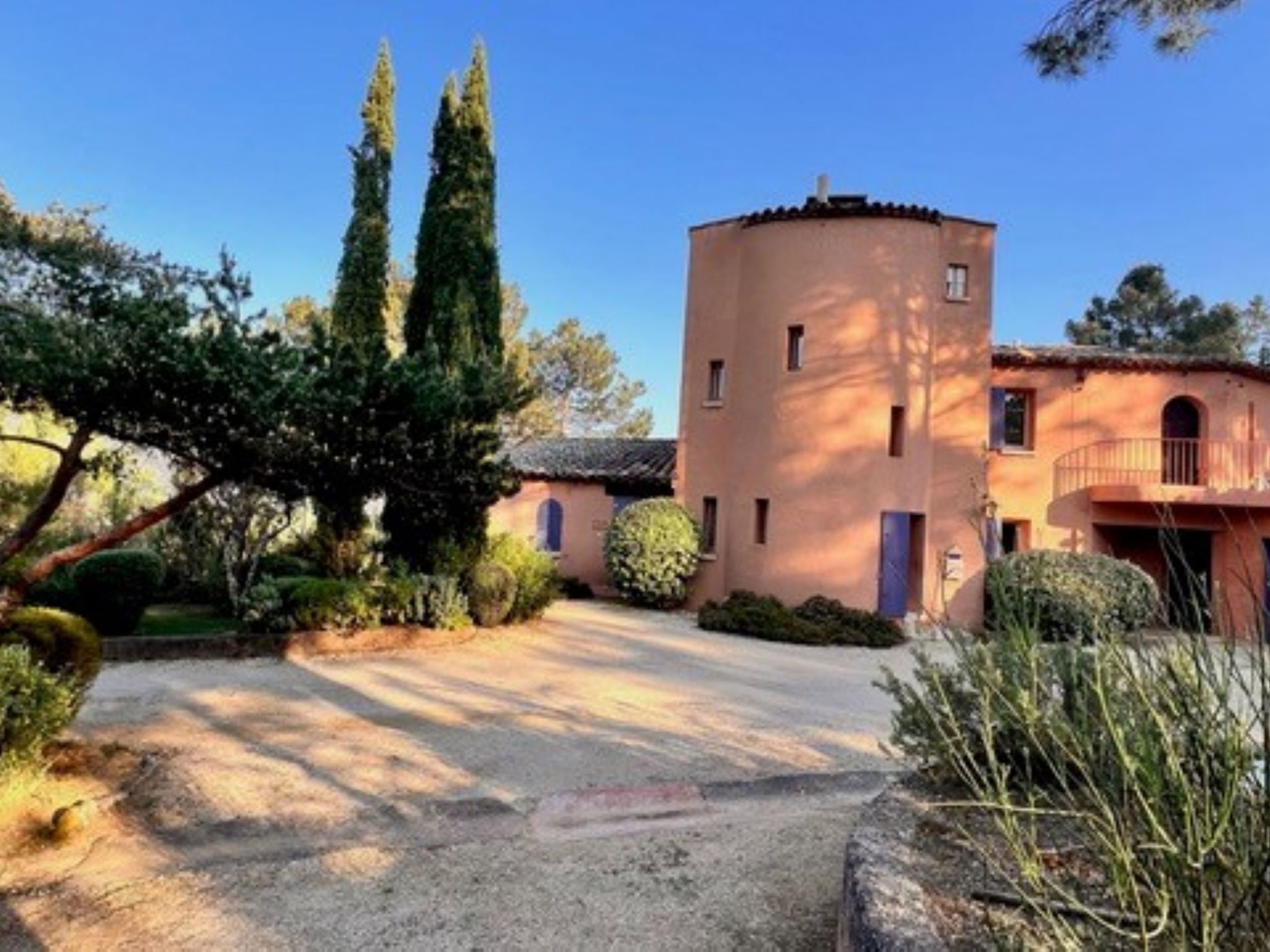 La Tourelle des Ocres - Buiten