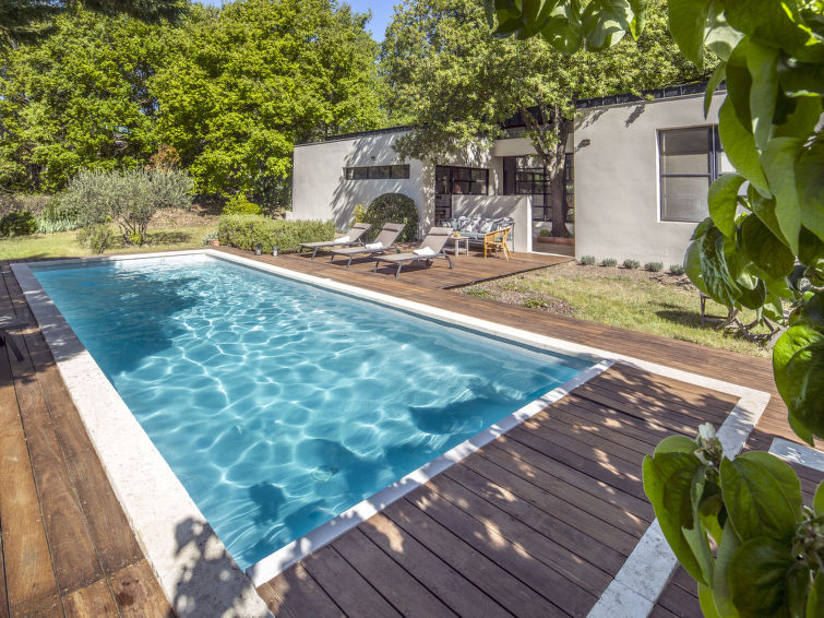 Search and Stay destination Saignon, Provence-Alpes-Côte d'Azur - France from AU$ 439. Villa Isabelle