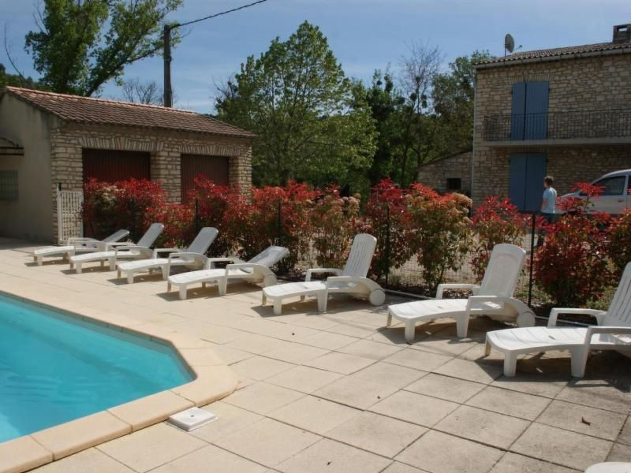 Schöne provenzalische Villa Les Carlets mit Pool-Image-tags.info