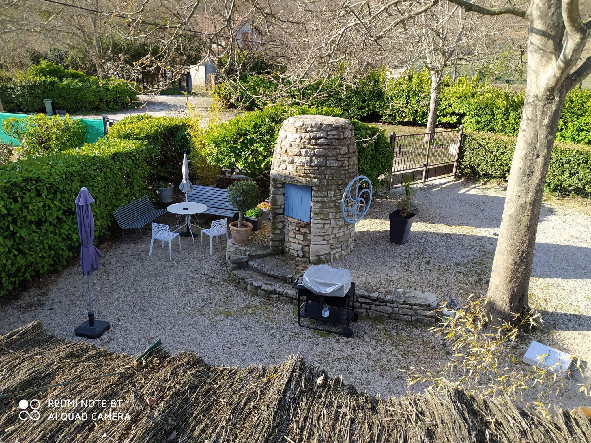 Schöne provenzalische Villa Les Carlets mit Pool-Image-tags.info