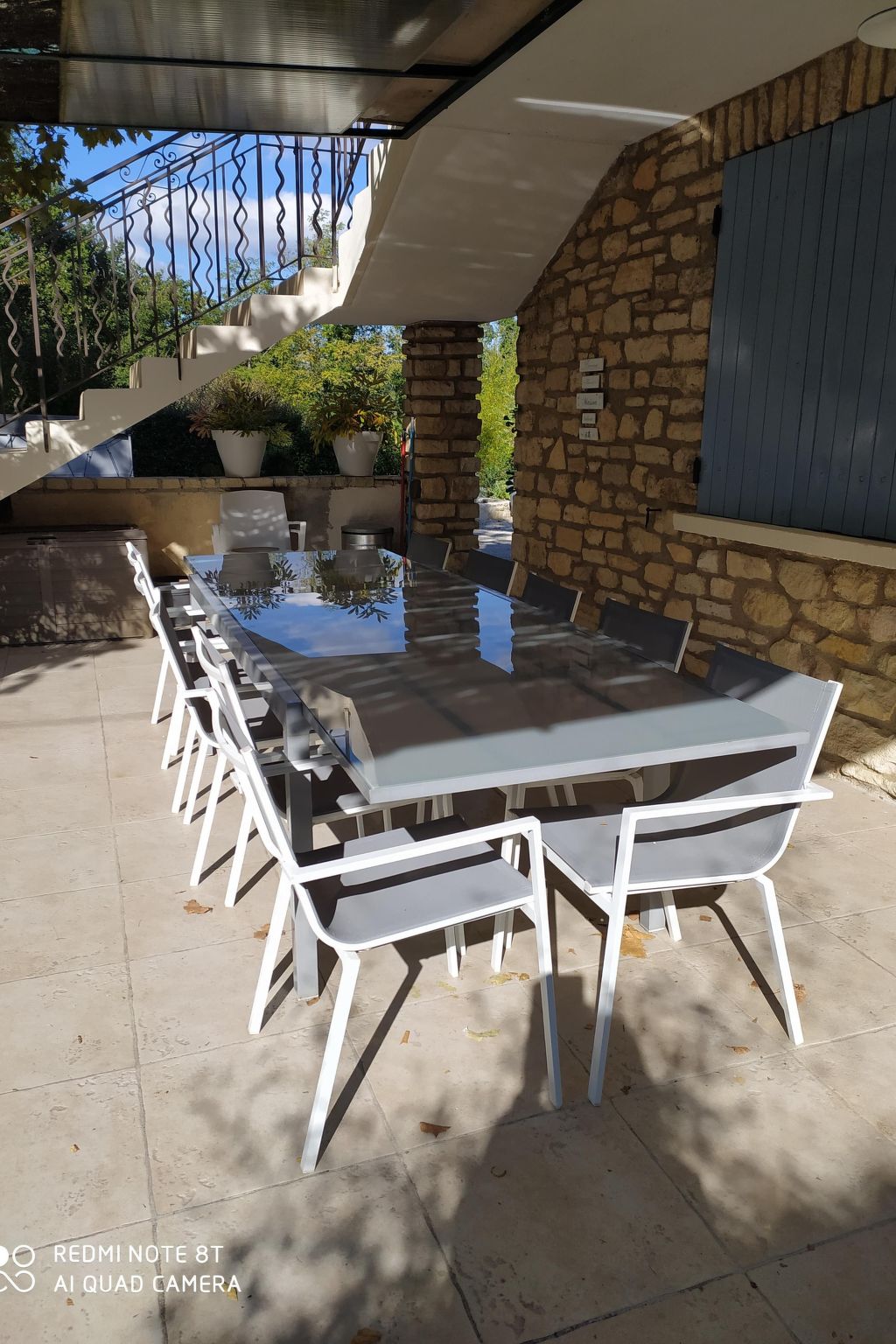 Schöne provenzalische Villa Les Carlets mit Pool-Image-tags.info