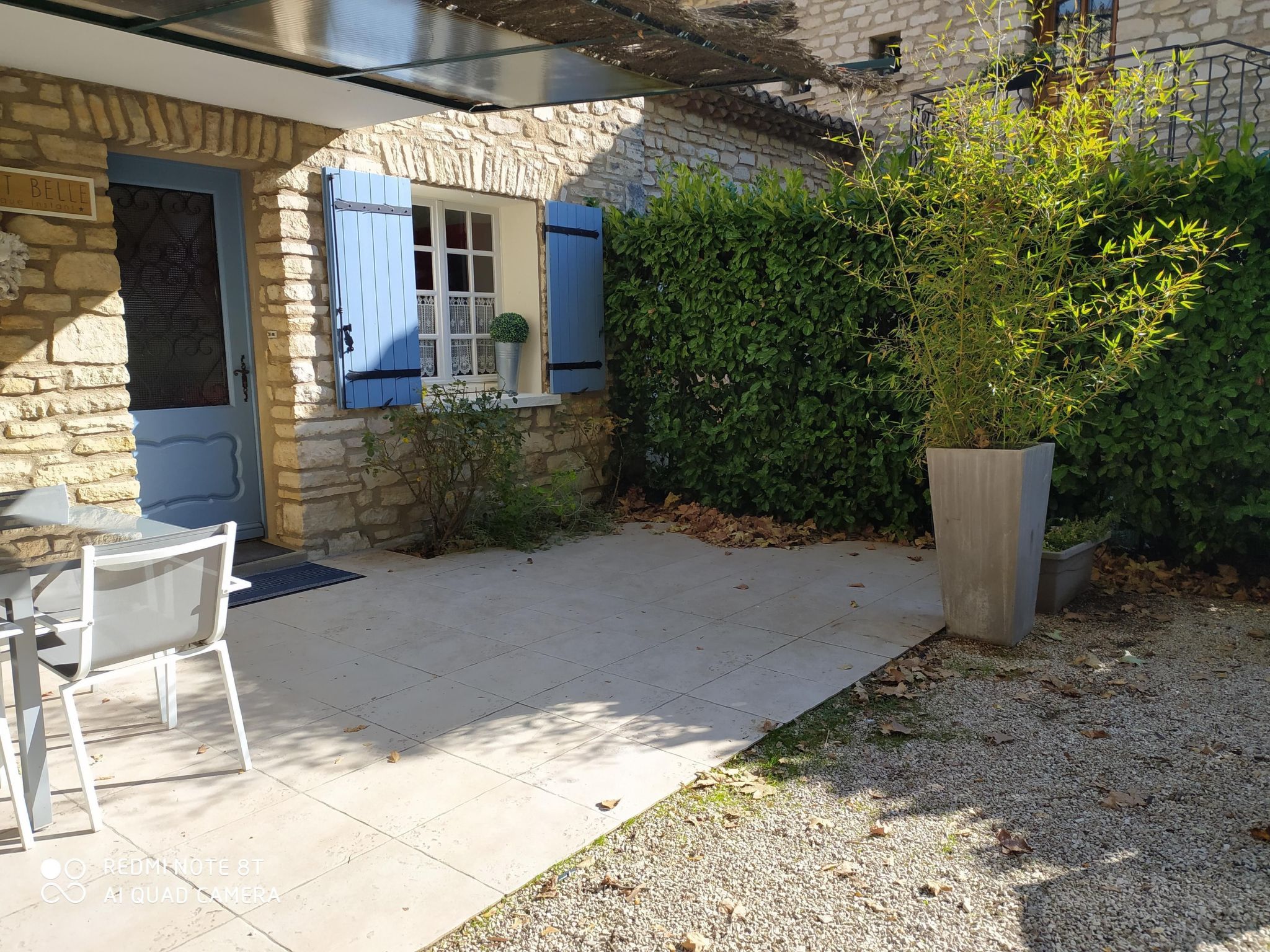 Schöne provenzalische Villa Les Carlets mit Pool-Image-tags.info