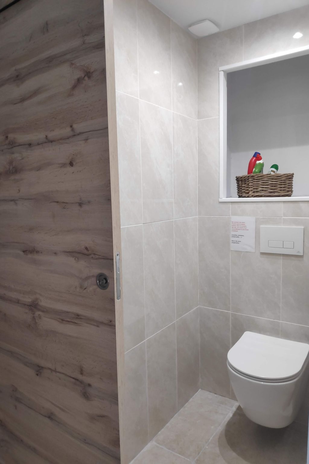 Schöne provenzalische Villa Les Carlets mit Pool-Image-tags.info