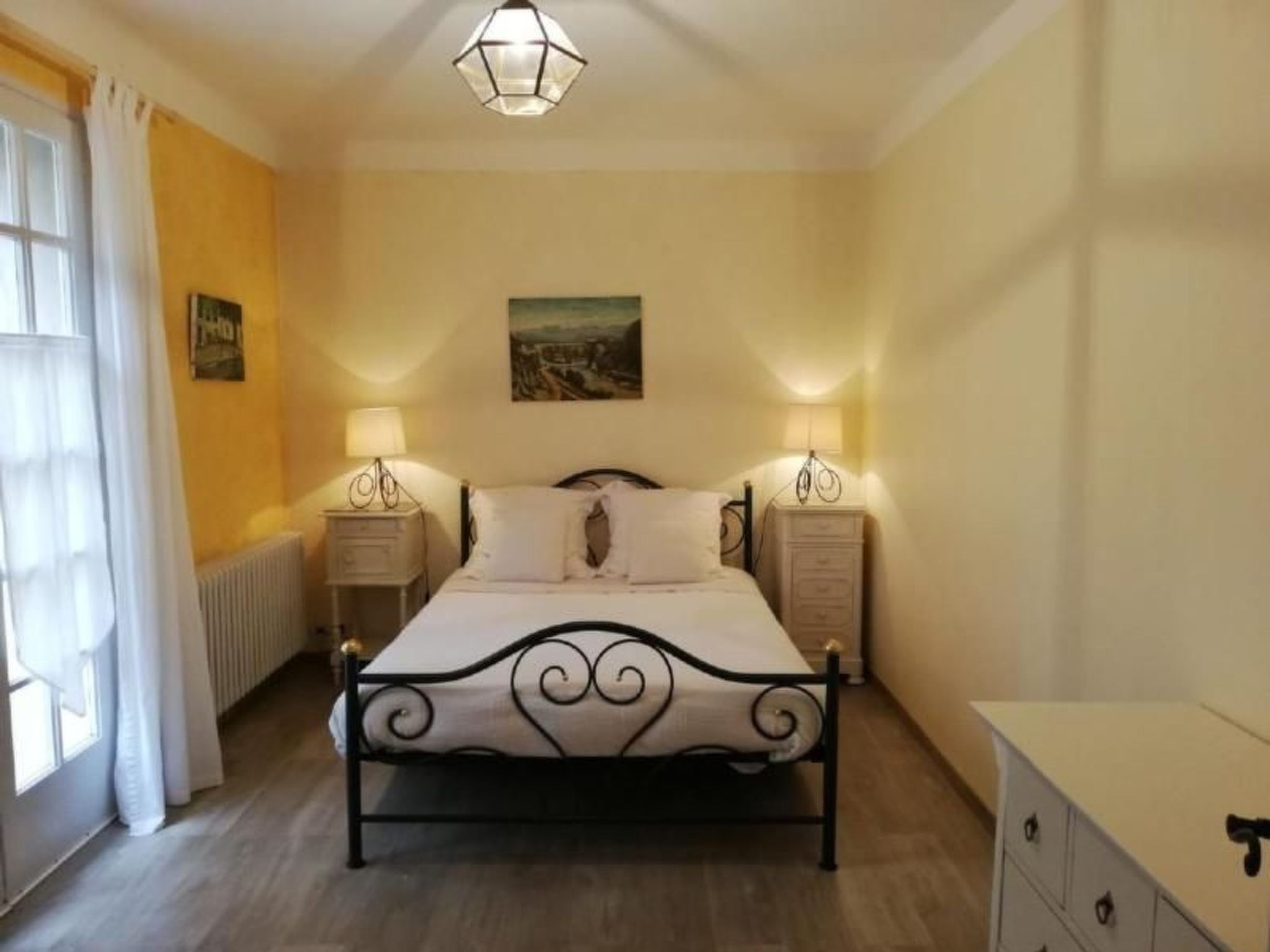 Schöne provenzalische Villa Les Carlets mit Pool-Image-tags.info